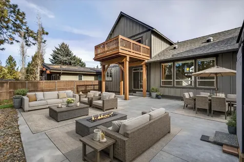 161 SE Rice Way Bend OR 97702