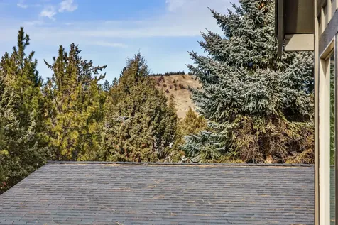 161 SE Rice Way Bend OR 97702