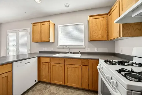 252 9th Street Alley Ashland OR 97520