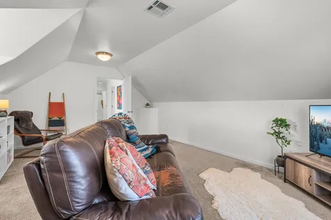 1482 NE Rumgay Lane Bend OR 97701