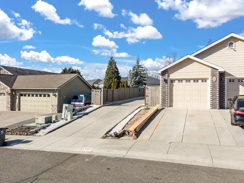 875 N Mountain Avenue Central Point OR 97502