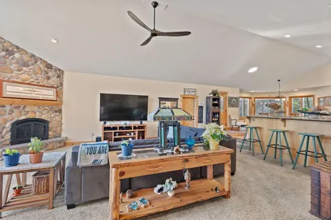 521 Seclusion Loop Grants Pass OR 97526
