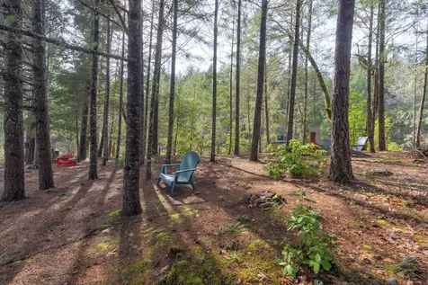 521 Seclusion Loop Grants Pass OR 97526