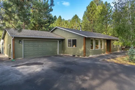 19033 Pumice Butte Road Bend OR 97702