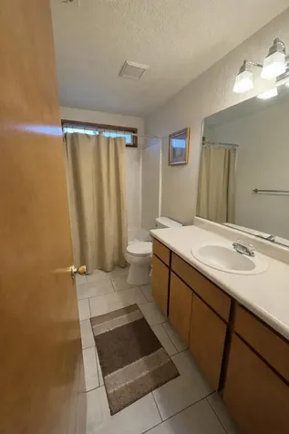 1283 Far West Avenue Central Point OR 97502