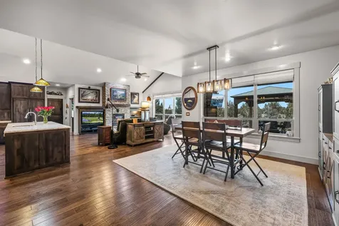 17783 SW Chaparral Drive Powell Butte OR 97753