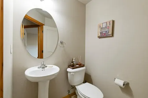 5015 Falcon Drive Klamath Falls OR 97601