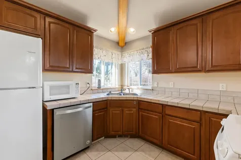 5015 Falcon Drive Klamath Falls OR 97601