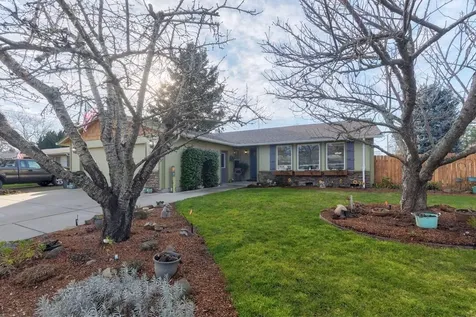 1116 SW Spruce Street Grants Pass OR 97526