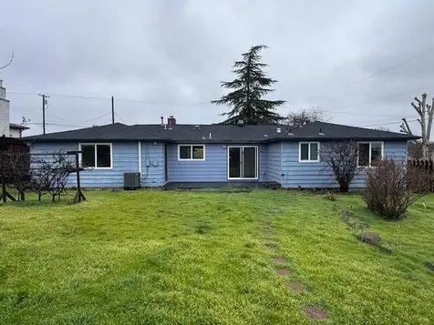 2473 Corona Avenue Medford OR 97504