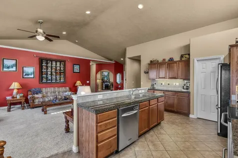 569 SE Nugget Lane Madras OR 97741