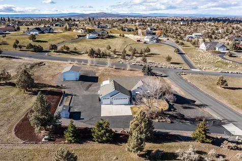 569 SE Nugget Lane Madras OR 97741