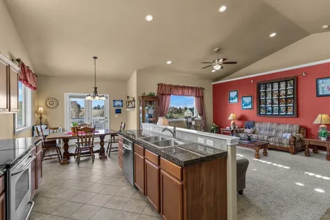 569 SE Nugget Lane Madras OR 97741