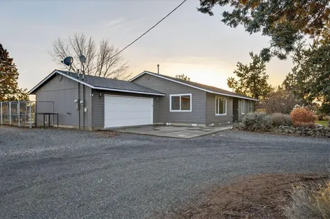3940 NE Zamia Avenue Redmond OR 97756