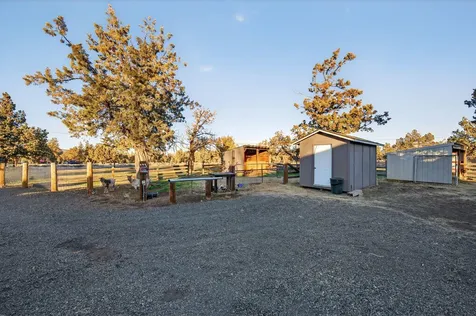3940 NE Zamia Avenue Redmond OR 97756
