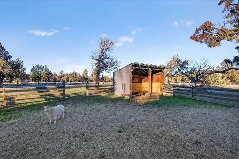 3940 NE Zamia Avenue Redmond OR 97756