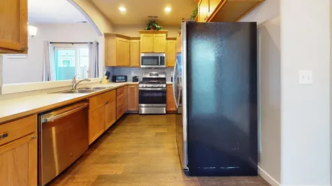 2474 NW Kingwood Avenue Redmond OR 97756