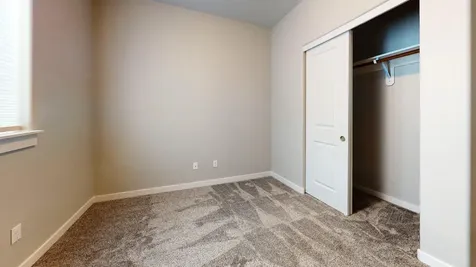 2474 NW Kingwood Avenue Redmond OR 97756