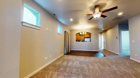 2474 NW Kingwood Avenue Redmond OR 97756