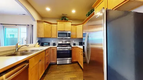 2474 NW Kingwood Avenue Redmond OR 97756