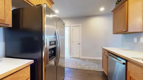 2474 NW Kingwood Avenue Redmond OR 97756