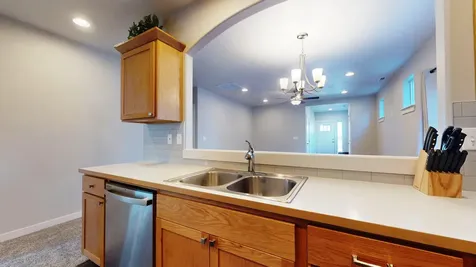 2474 NW Kingwood Avenue Redmond OR 97756