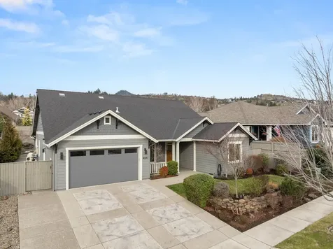 4035 Crystal Springs Drive Medford OR 97504