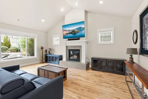 4035 Crystal Springs Drive Medford OR 97504