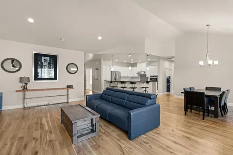 4035 Crystal Springs Drive Medford OR 97504