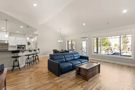4035 Crystal Springs Drive Medford OR 97504