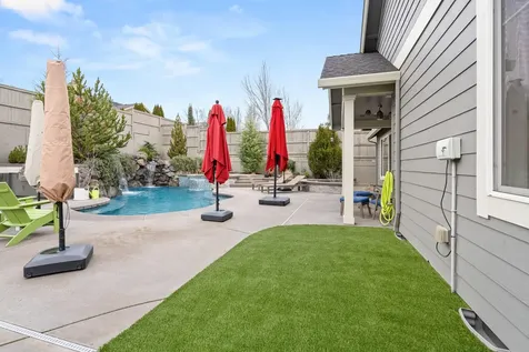 4035 Crystal Springs Drive Medford OR 97504