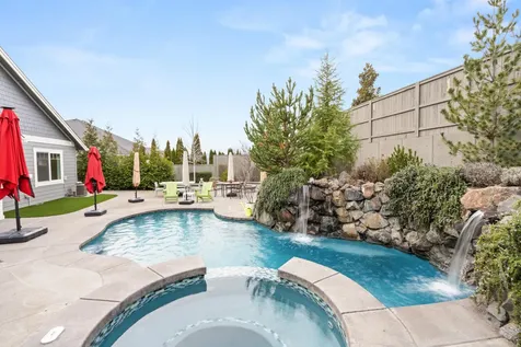 4035 Crystal Springs Drive Medford OR 97504