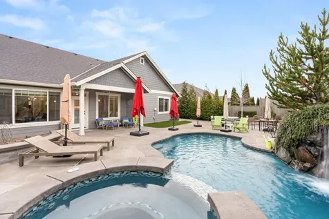 4035 Crystal Springs Drive Medford OR 97504