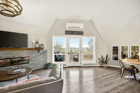 730 Grover Street Ashland OR 97520