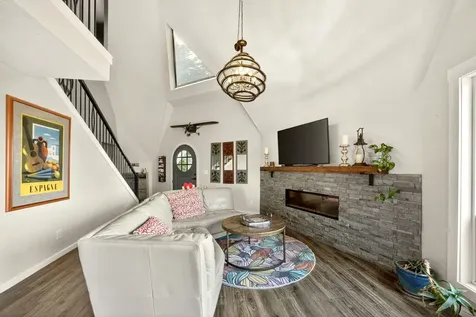 730 Grover Street Ashland OR 97520