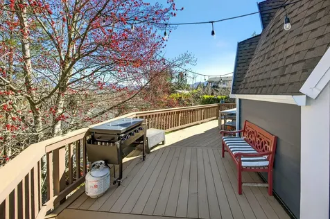 730 Grover Street Ashland OR 97520