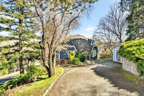 730 Grover Street Ashland OR 97520