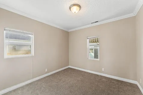 624 S Ivy Street Medford OR 97501