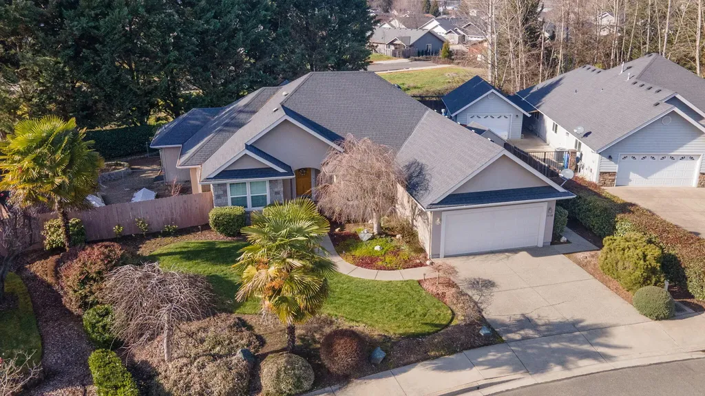 1116 Cashmere Drive Grants Pass OR 97527