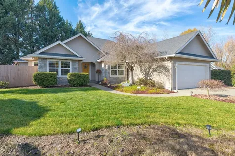 1116 Cashmere Drive Grants Pass OR 97527