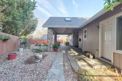 1116 Cashmere Drive Grants Pass OR 97527