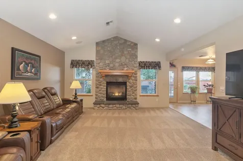 1116 Cashmere Drive Grants Pass OR 97527