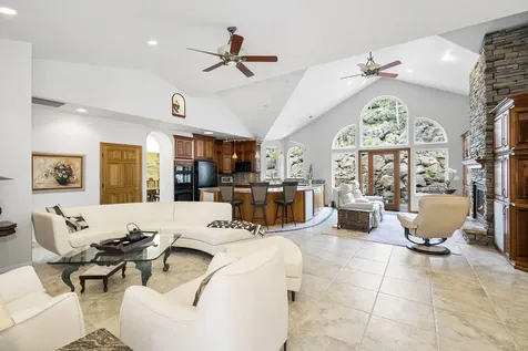 2279 NW Putnam Road Bend OR 97703