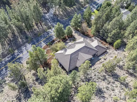 2279 NW Putnam Road Bend OR 97703