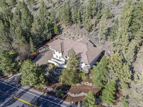 2279 NW Putnam Road Bend OR 97703