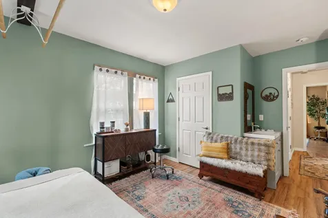 27 Crater Lake Avenue Medford OR 97504