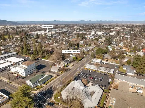 27 Crater Lake Avenue Medford OR 97504