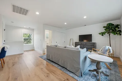 61519 Cultus Lake Court Bend OR 97702