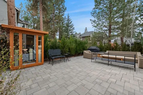 61519 Cultus Lake Court Bend OR 97702