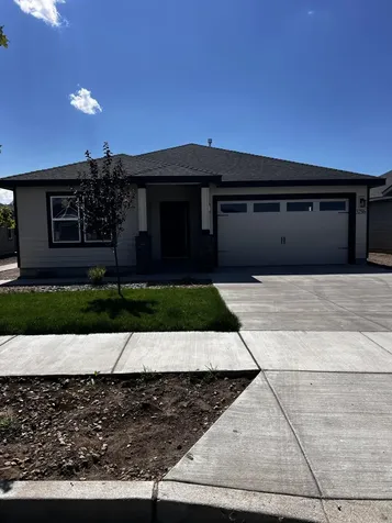 3236 NW Dogwood Avenue Redmond OR 97756